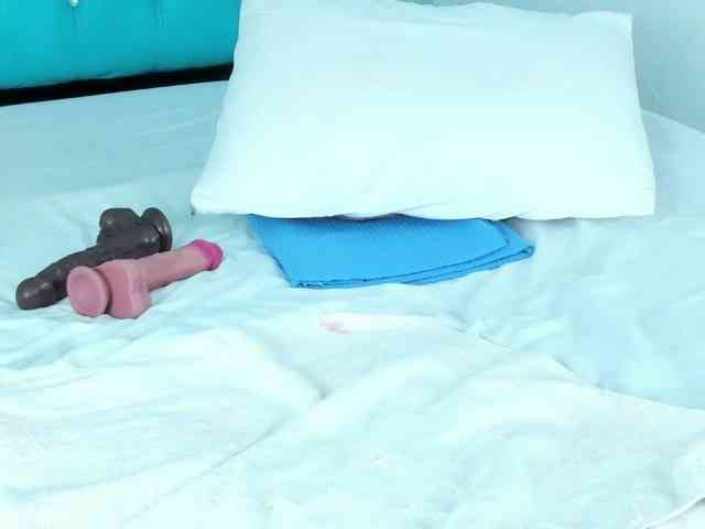 PriscilaSmiith25 webcam