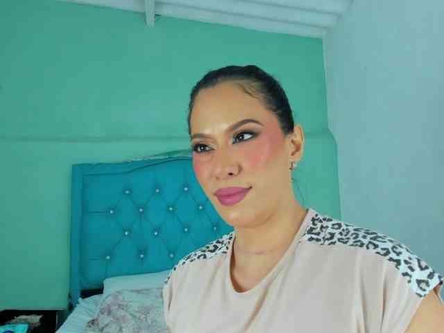 PriscilaSmiith25 webcam