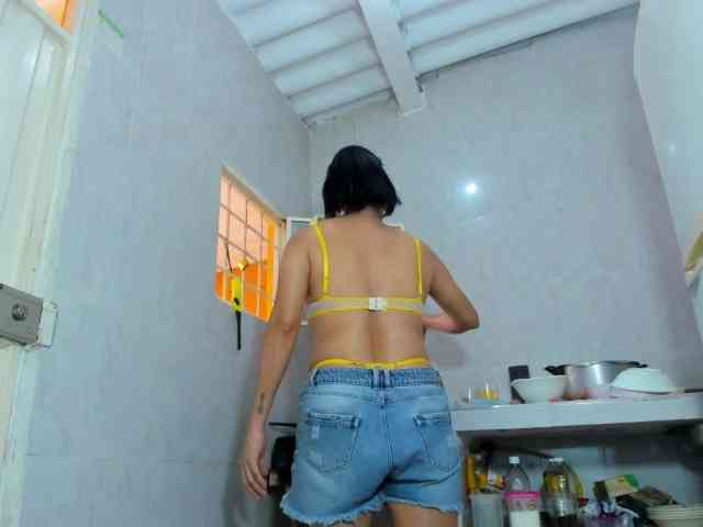 PriscilaSmiith25 webcam