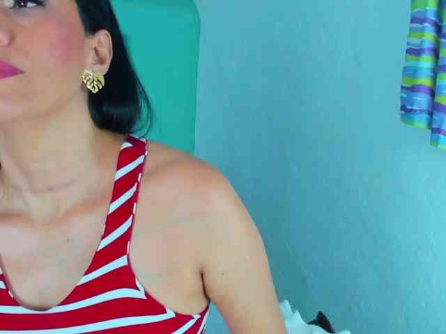 PriscilaSmiith25 webcam