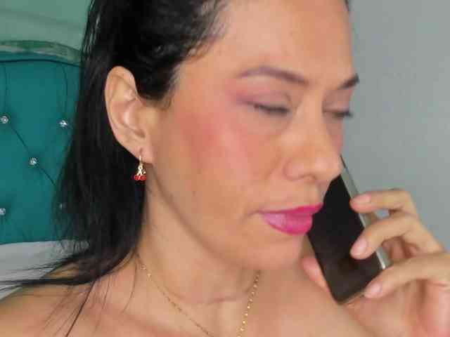 PriscilaSmiith25 webcam