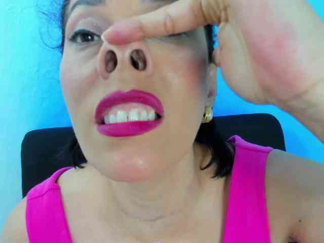 PriscilaSmiith25 webcam