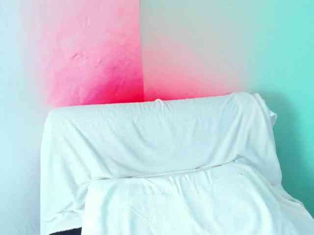 PriscilaSmiith25 webcam