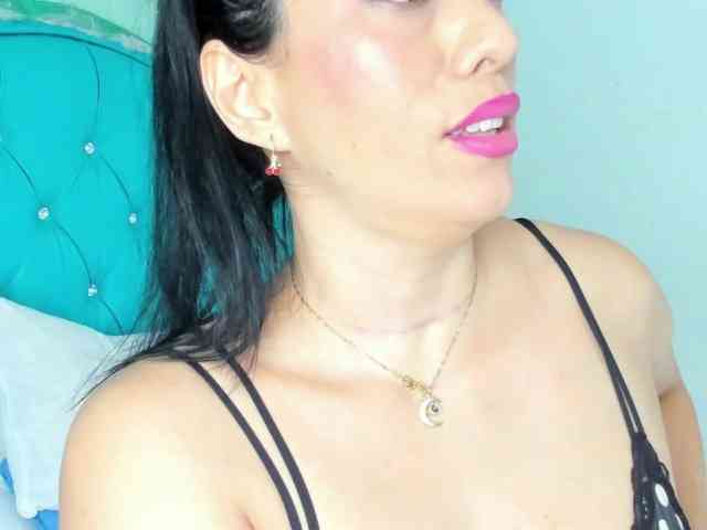 PriscilaSmiith25 webcam