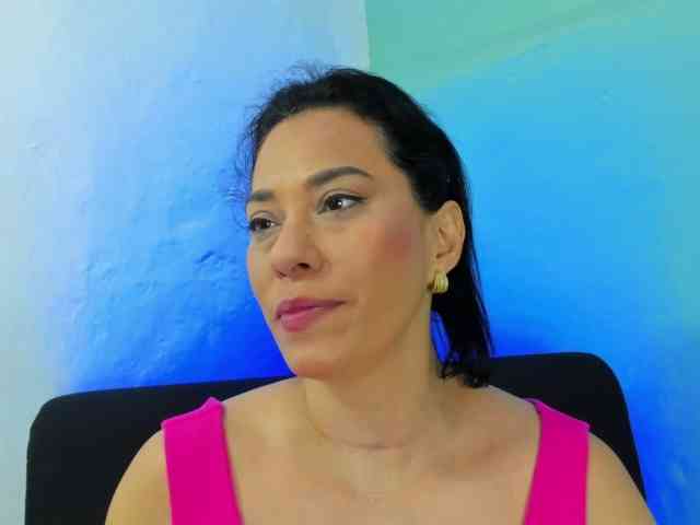 PriscilaSmiith25 webcam