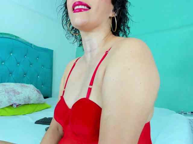 PriscilaSmiith25 webcam