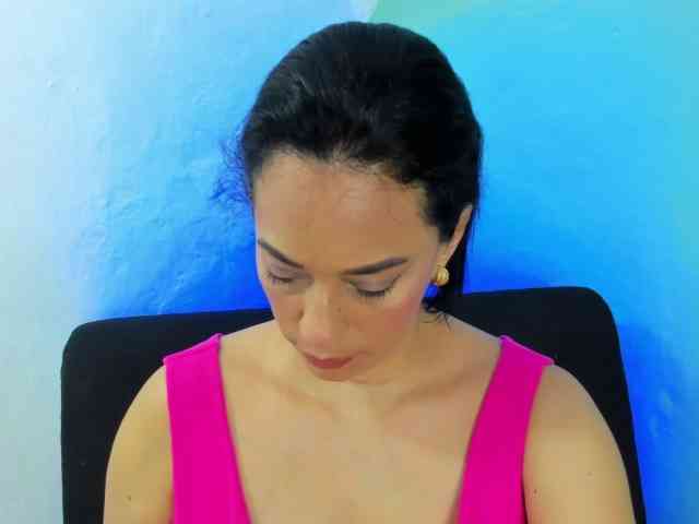 PriscilaSmiith25 webcam