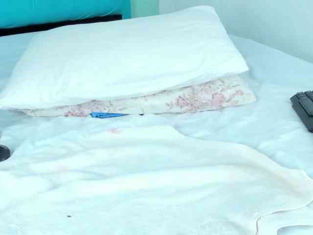 PriscilaSmiith25 webcam