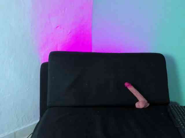 PriscilaSmiith25 webcam