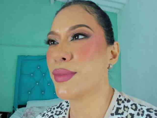 PriscilaSmiith25 webcam