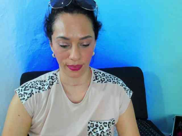 PriscilaSmiith25 webcam