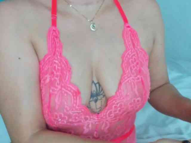 PriscilaSmiith25 webcam
