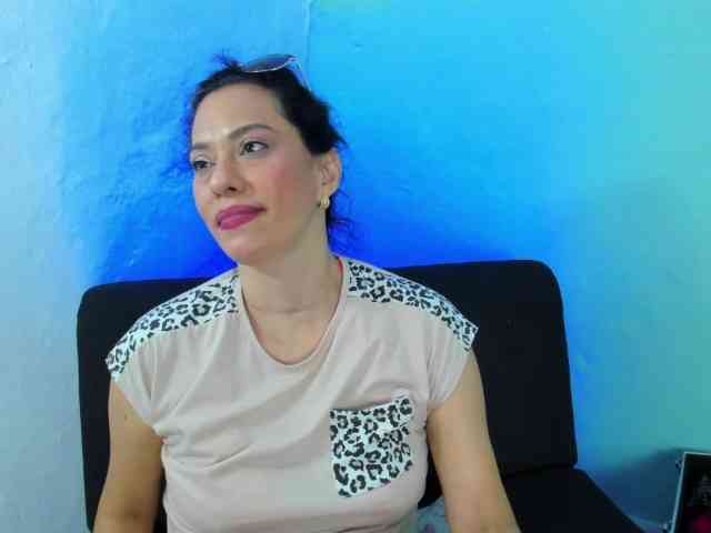 PriscilaSmiith25 webcam