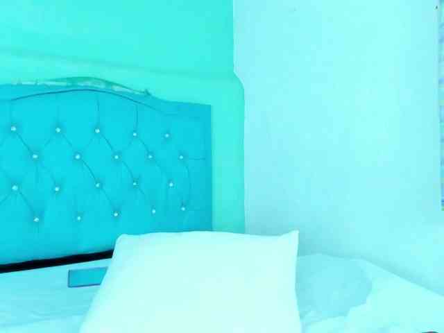 PriscilaSmiith25 webcam