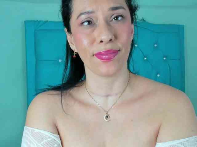PriscilaSmiith25 webcam