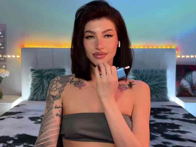 AllweNEEDisLOVE webcam