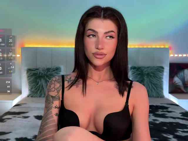 AllweNEEDisLOVE webcam