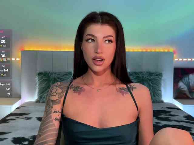 AllweNEEDisLOVE webcam