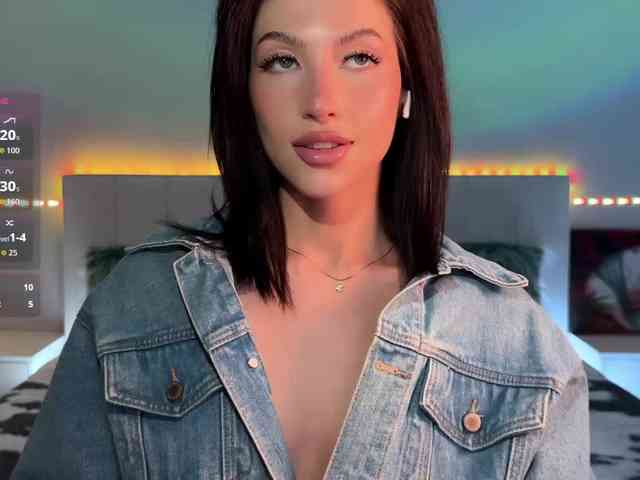 AllweNEEDisLOVE webcam