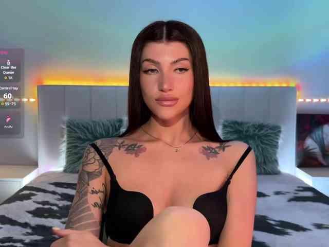 AllweNEEDisLOVE webcam