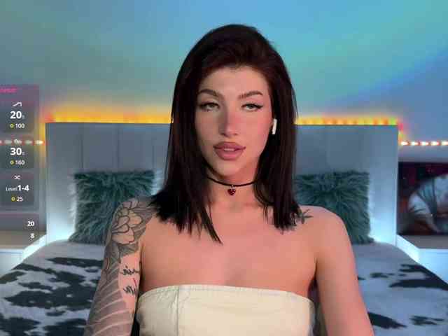 AllweNEEDisLOVE webcam