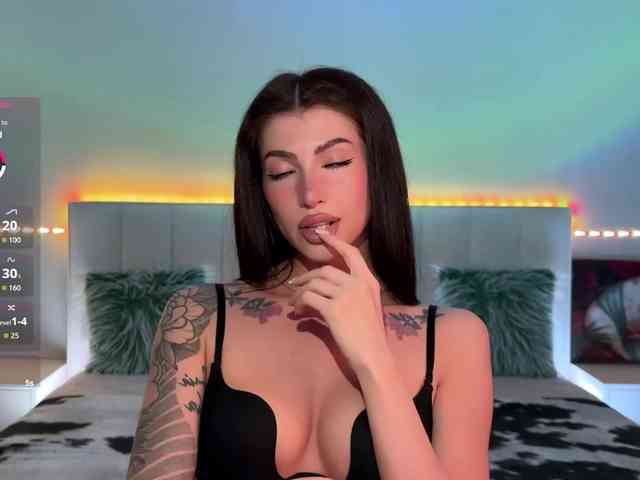 AllweNEEDisLOVE webcam