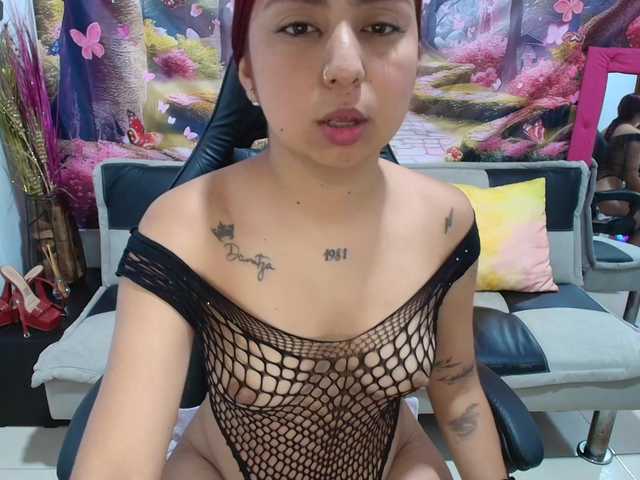 Hayami18 Live Cam on BongaCams