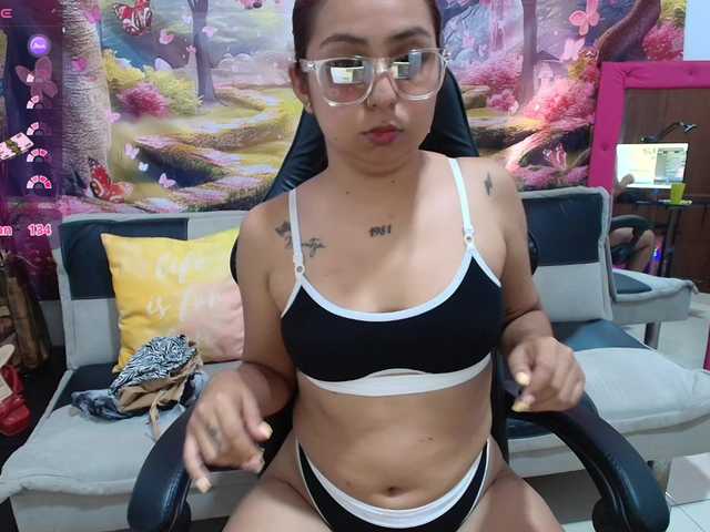 Hayami18 live cam on BongaCams