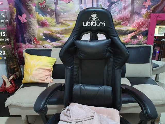 Hayami18 live cam on BongaCams