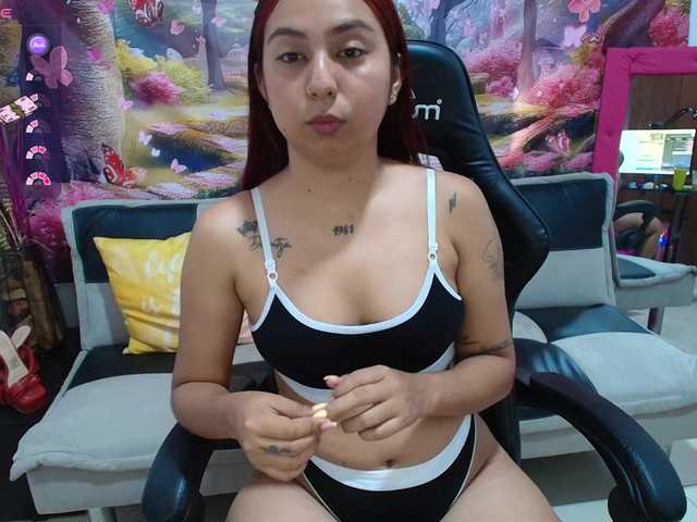 Hayami18 live cam on BongaCams