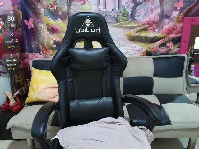 Hayami18 live cam on BongaCams