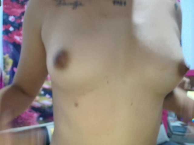 Hayami18 live cam on BongaCams