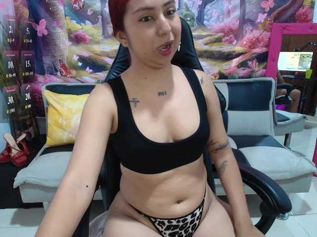 Hayami18 live cam on BongaCams