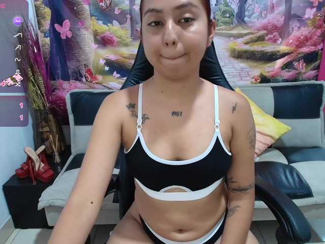 Hayami18 live cam on BongaCams