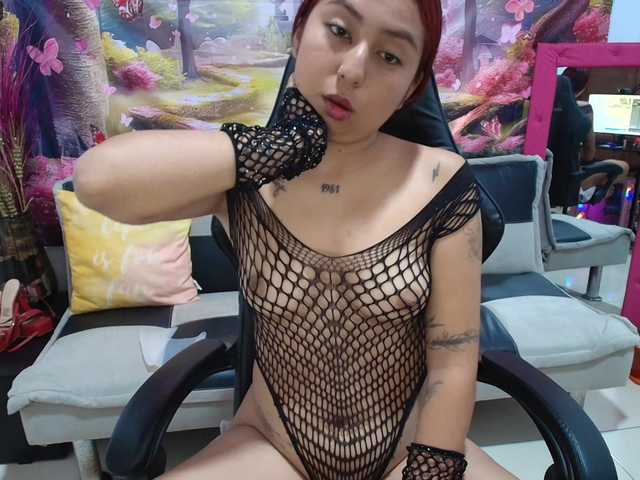 Hayami18 live cam on BongaCams