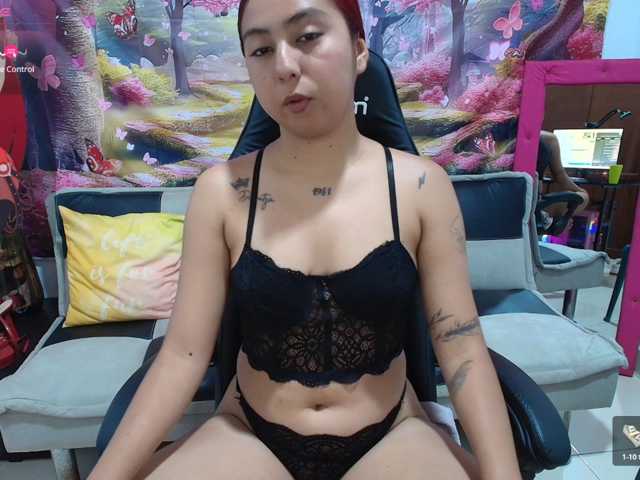 Hayami18 live cam on BongaCams