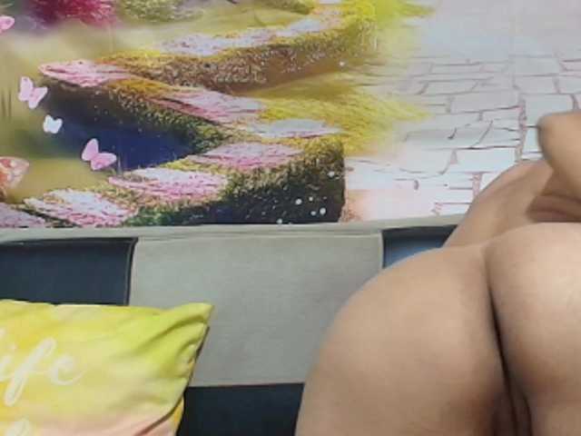 Hayami18 live cam preview
