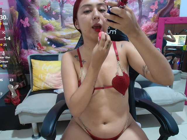 Hayami18 live cam on BongaCams