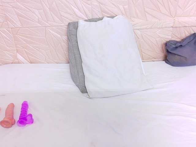 kinky-redhead18 live cam on BongaCams