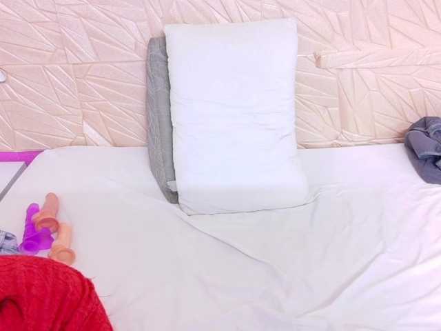 kinky-redhead18 live cam on BongaCams