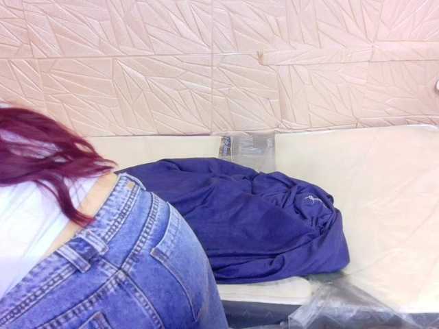 kinky-redhead18 live cam on BongaCams