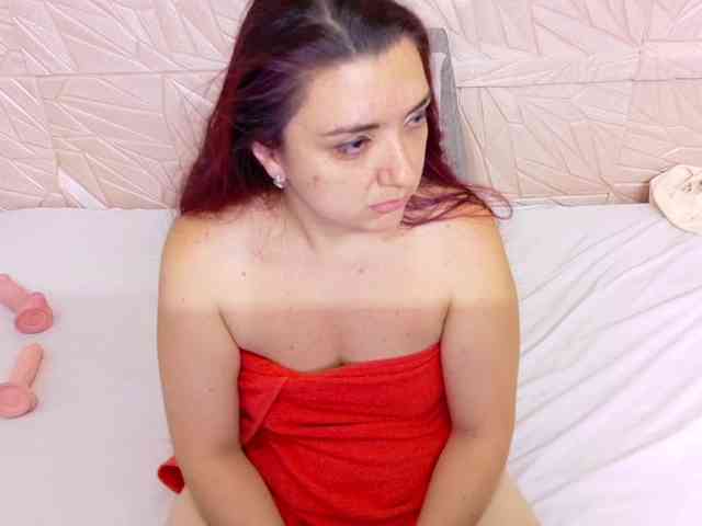 kinky-redhead18 webcam