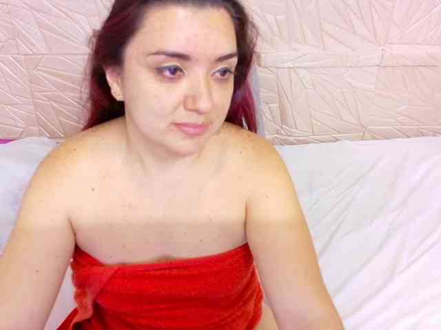 kinky-redhead18 webcam