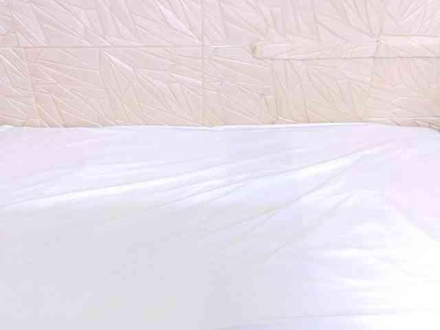 kinky-redhead18 webcam