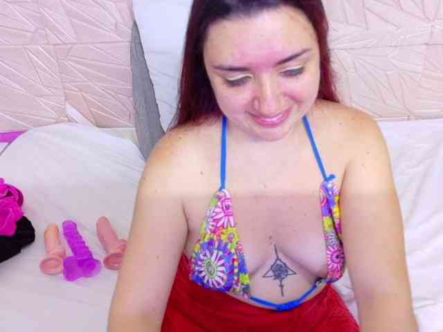 Modelo: kinky-redhead18