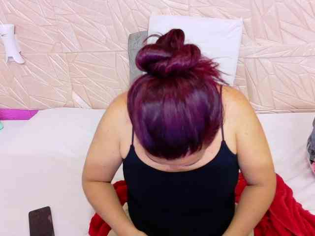 kinky-redhead18 webcam