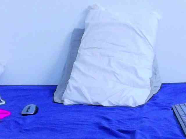 kinky-redhead18 webcam