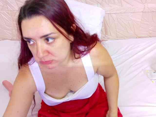 kinky-redhead18 webcam