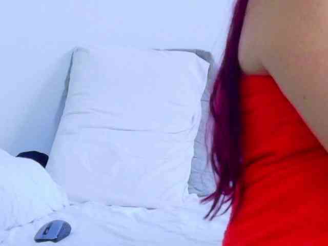 kinky-redhead18 webcam