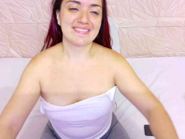 kinky-redhead18 webcam